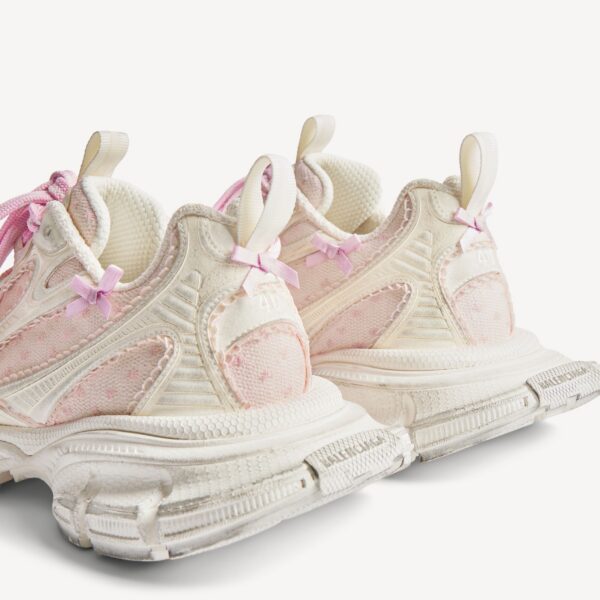 Balenciaga 粉紅色薄紗運動女鞋